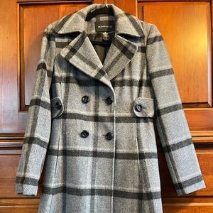 Women’s gray and black double breasted flare wool car coat. Gently worn